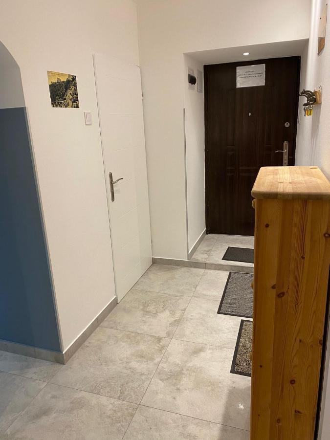 Walbrzych Blisko Teatru Appartement Buitenkant foto