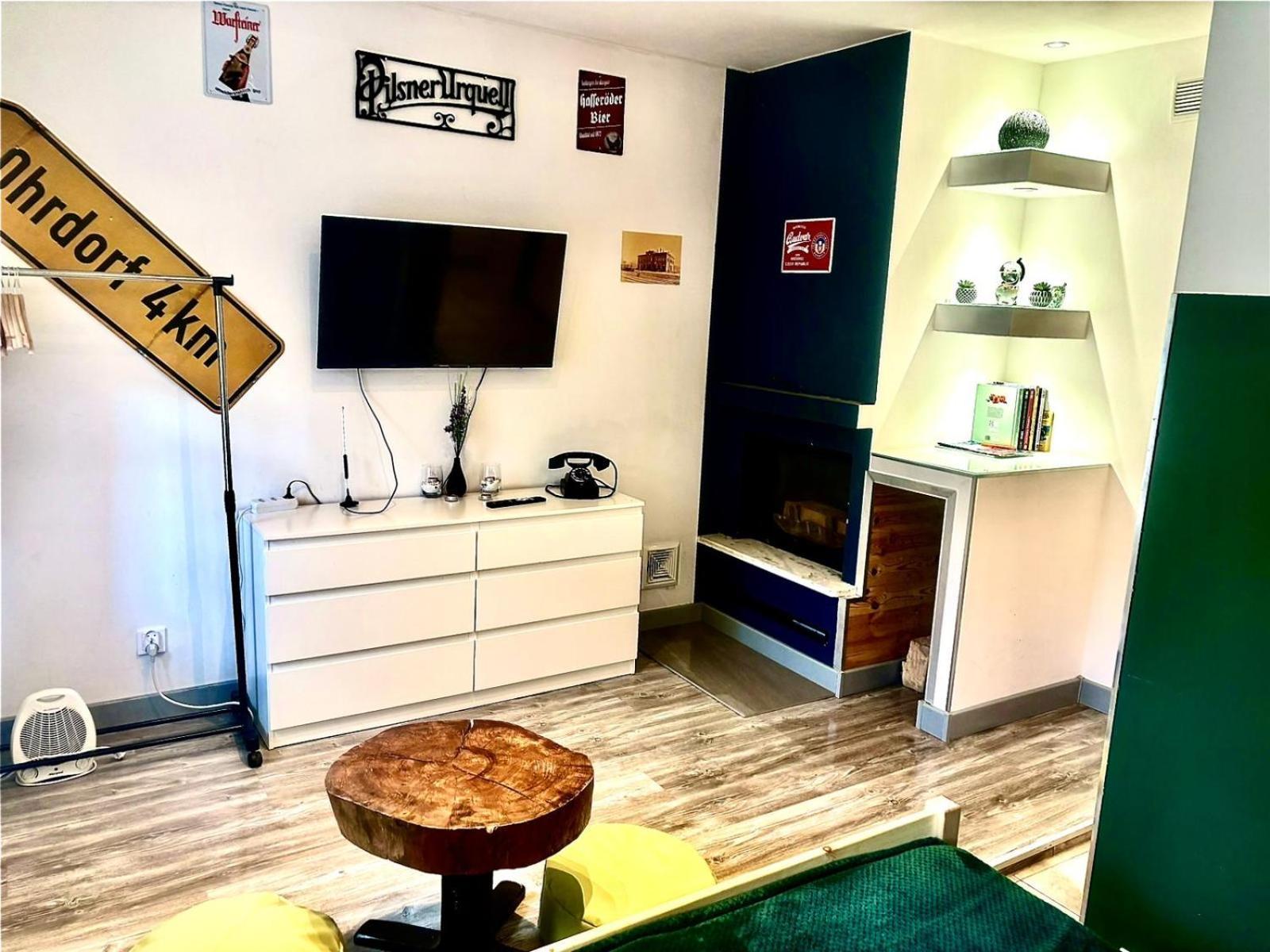 Walbrzych Blisko Teatru Appartement Buitenkant foto